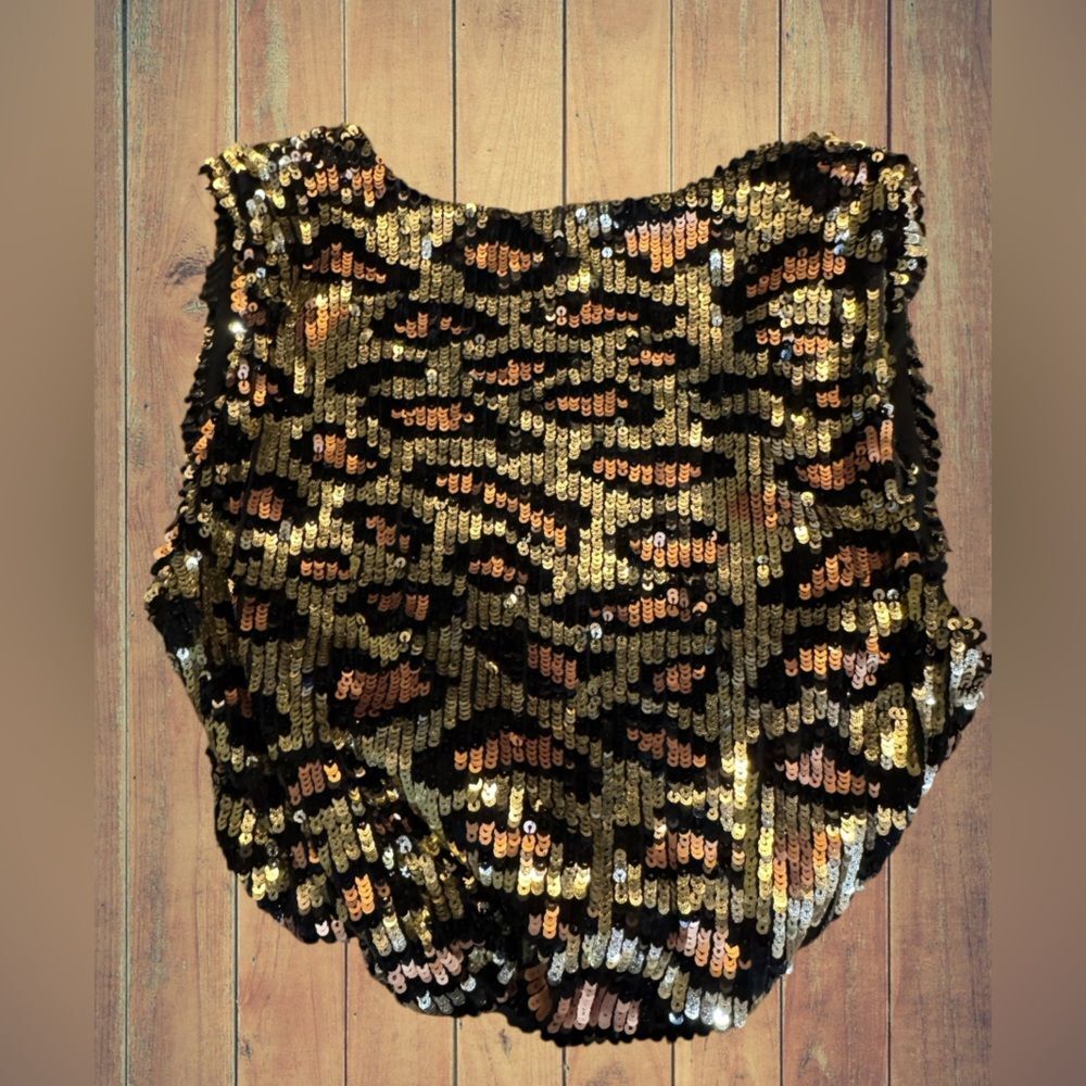Show Me Your MuMu Eve Top In Party Cheetah Sequins - Picture 9 of 16